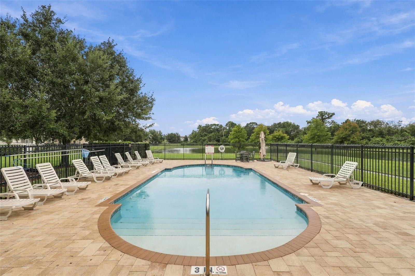 1444 PINE MARSH LOOP