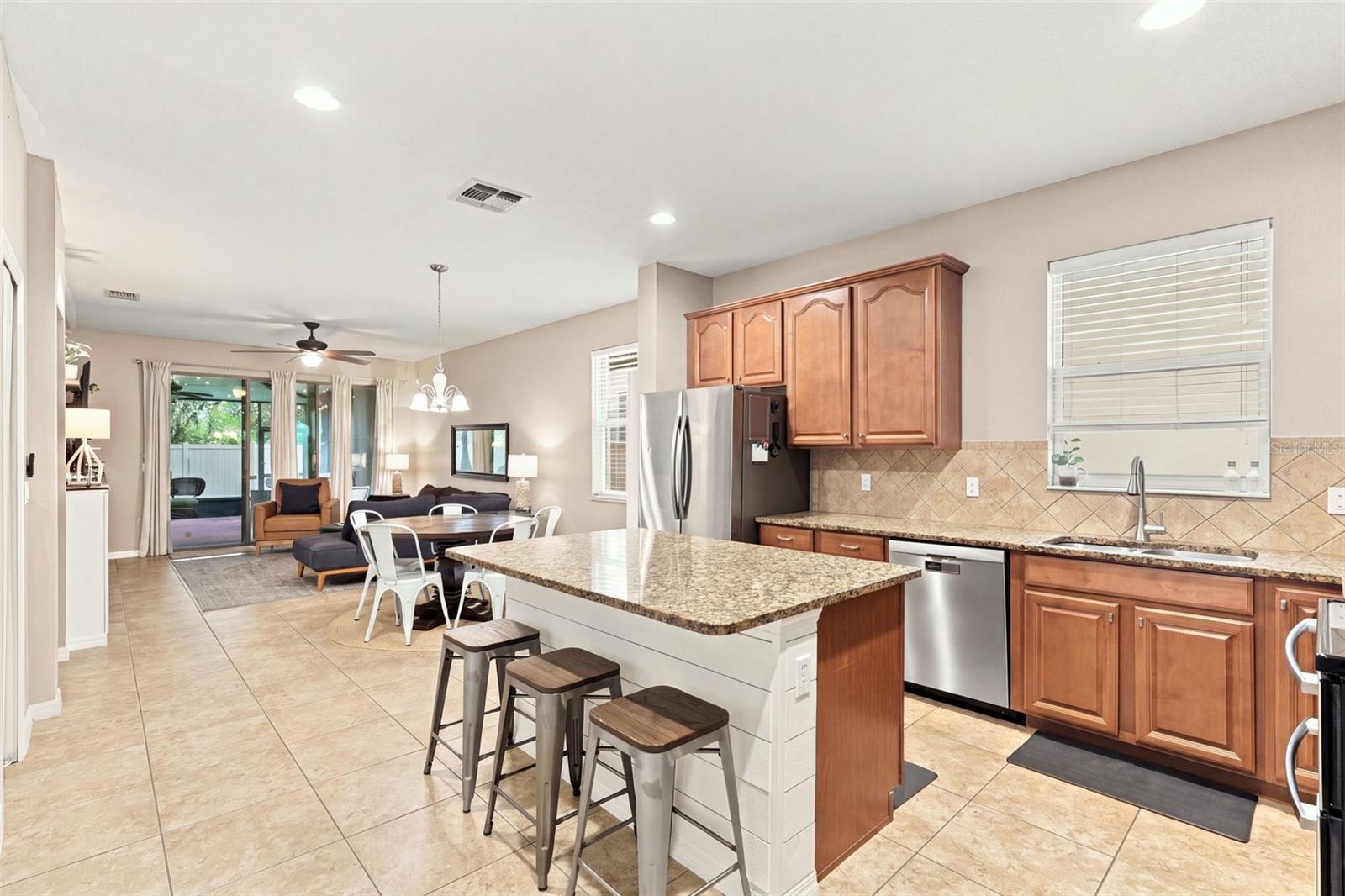 1444 PINE MARSH LOOP