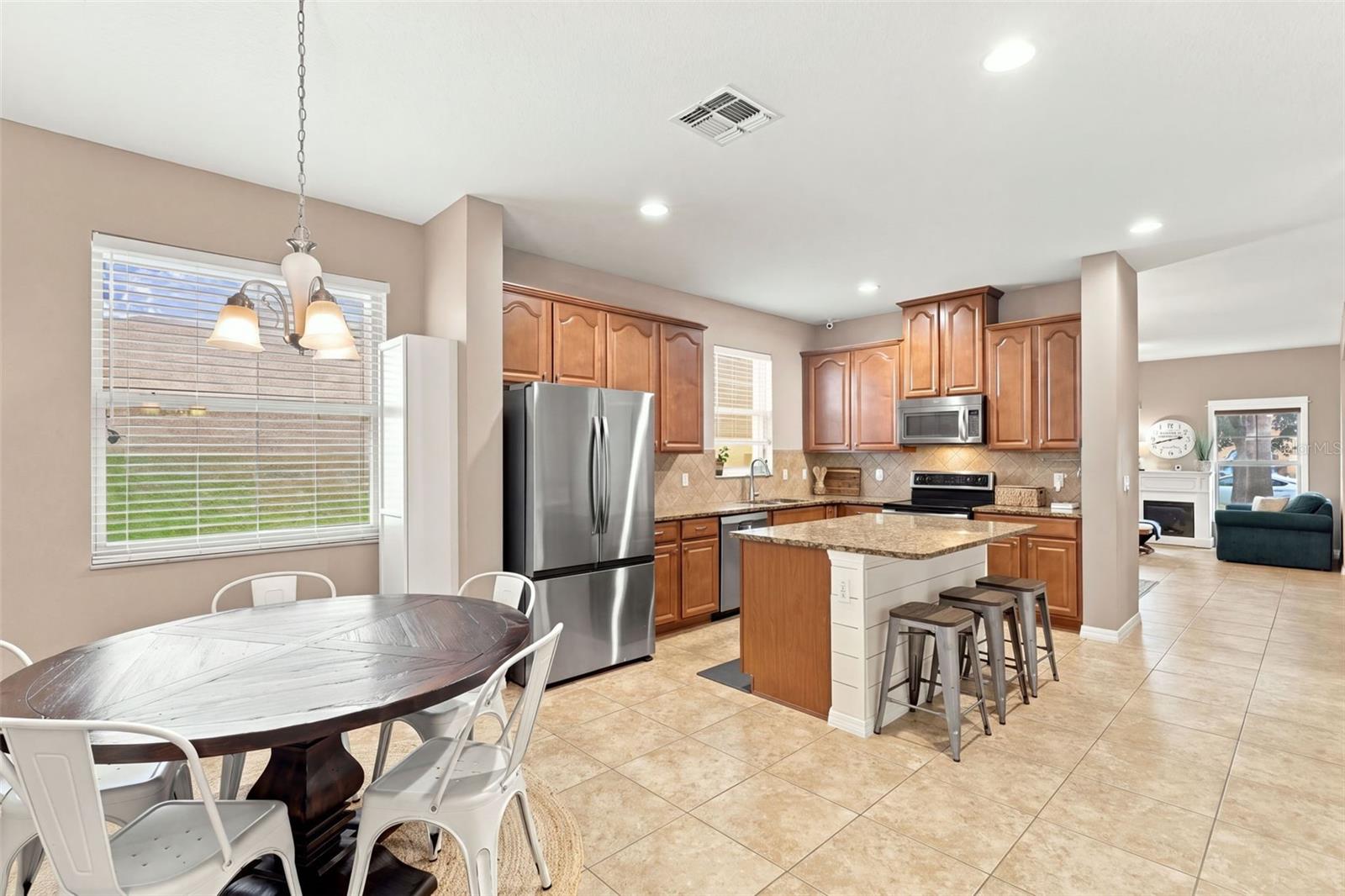 1444 PINE MARSH LOOP