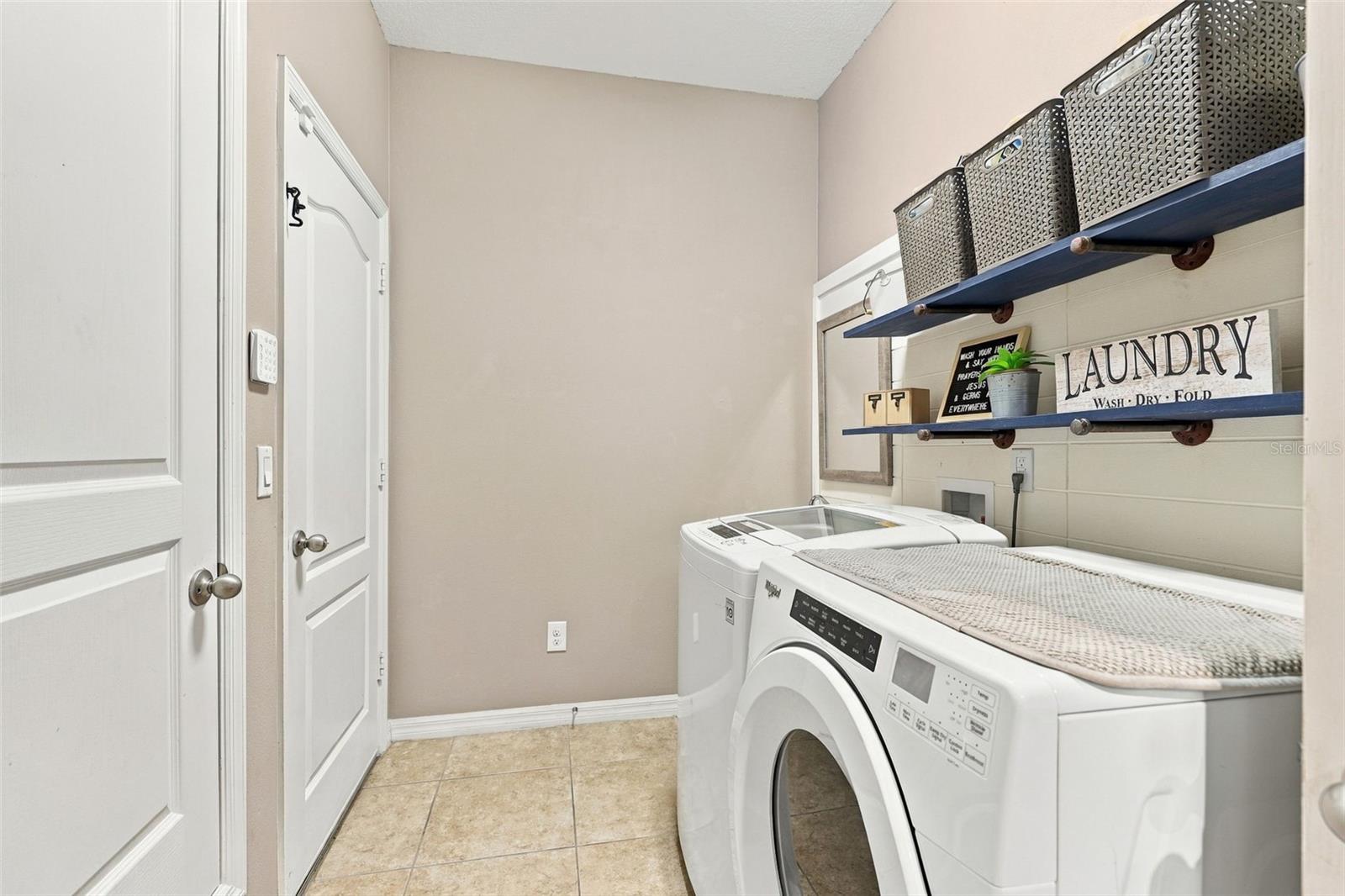 1444 PINE MARSH LOOP