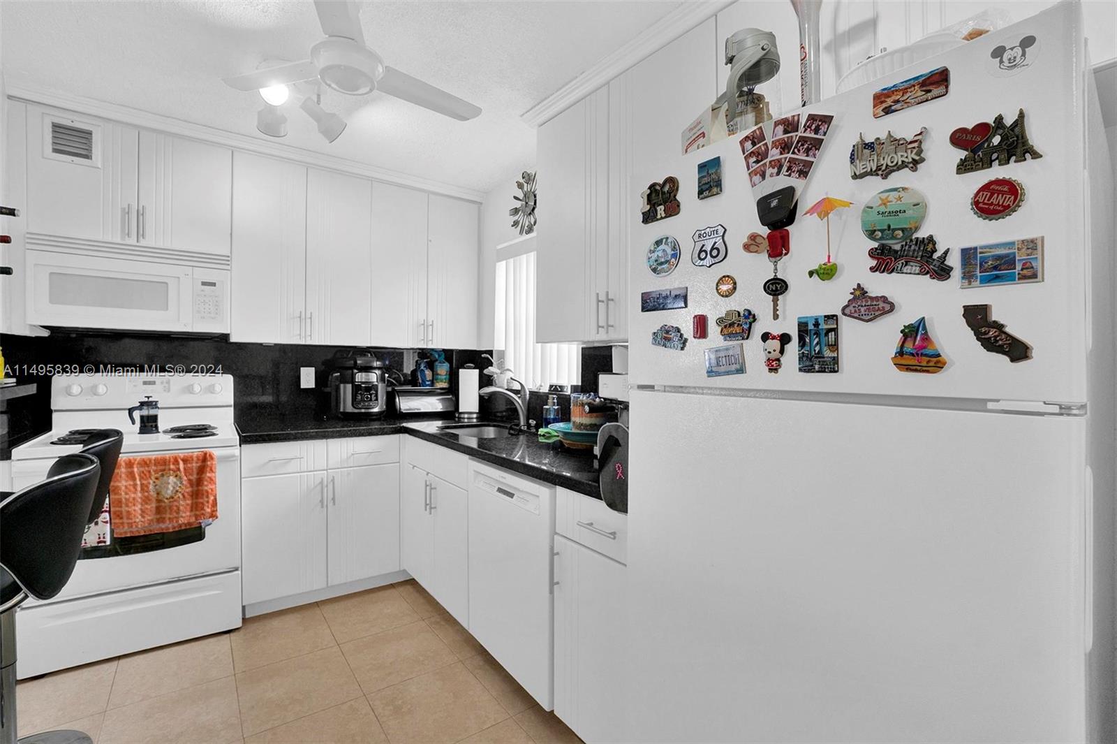 7620 Carlyle Ave Unit: 401