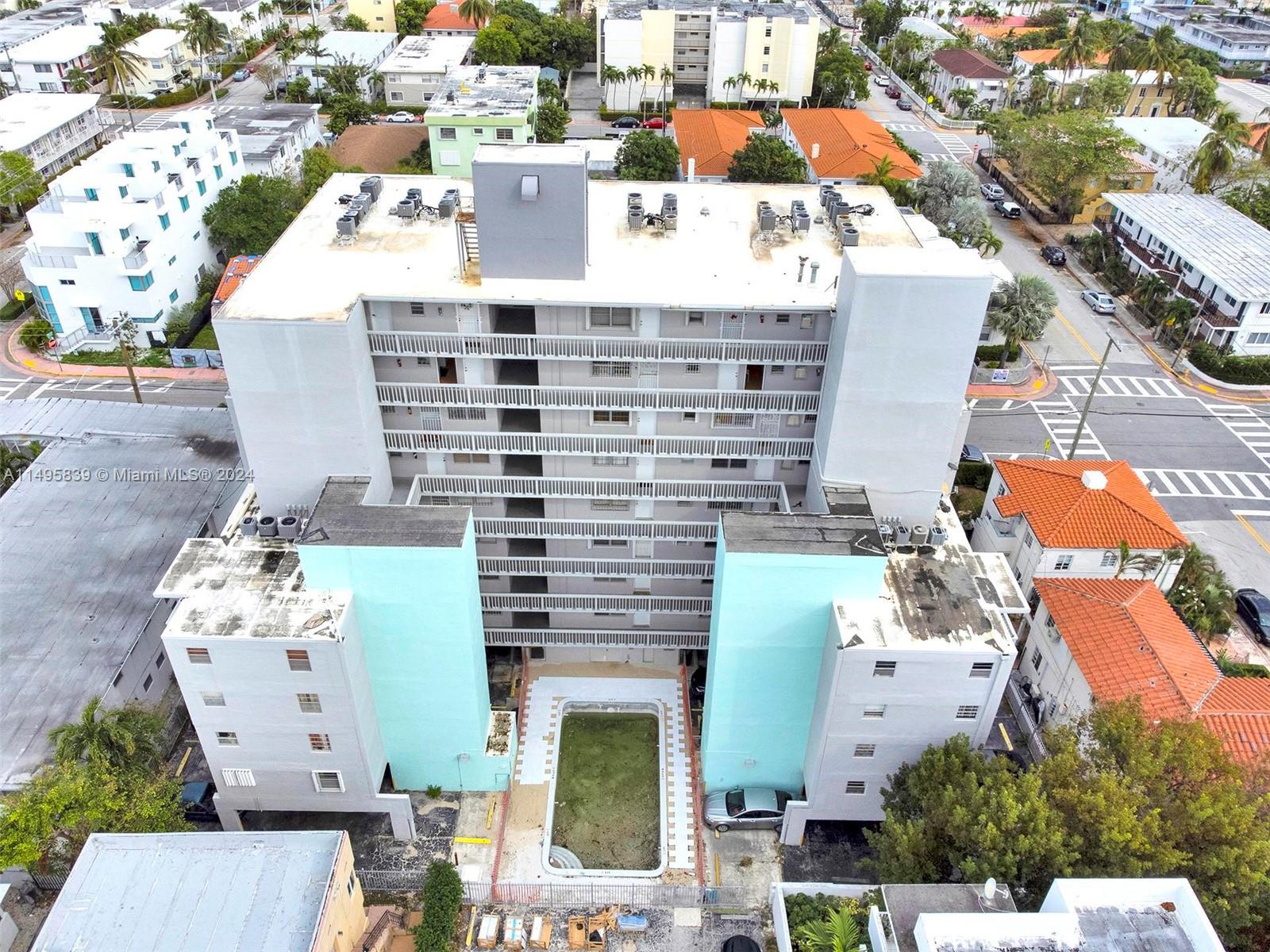 7620 Carlyle Ave Unit: 401