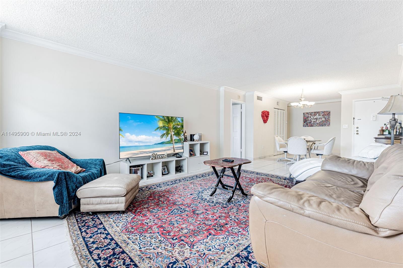 245 18th St Unit: 504