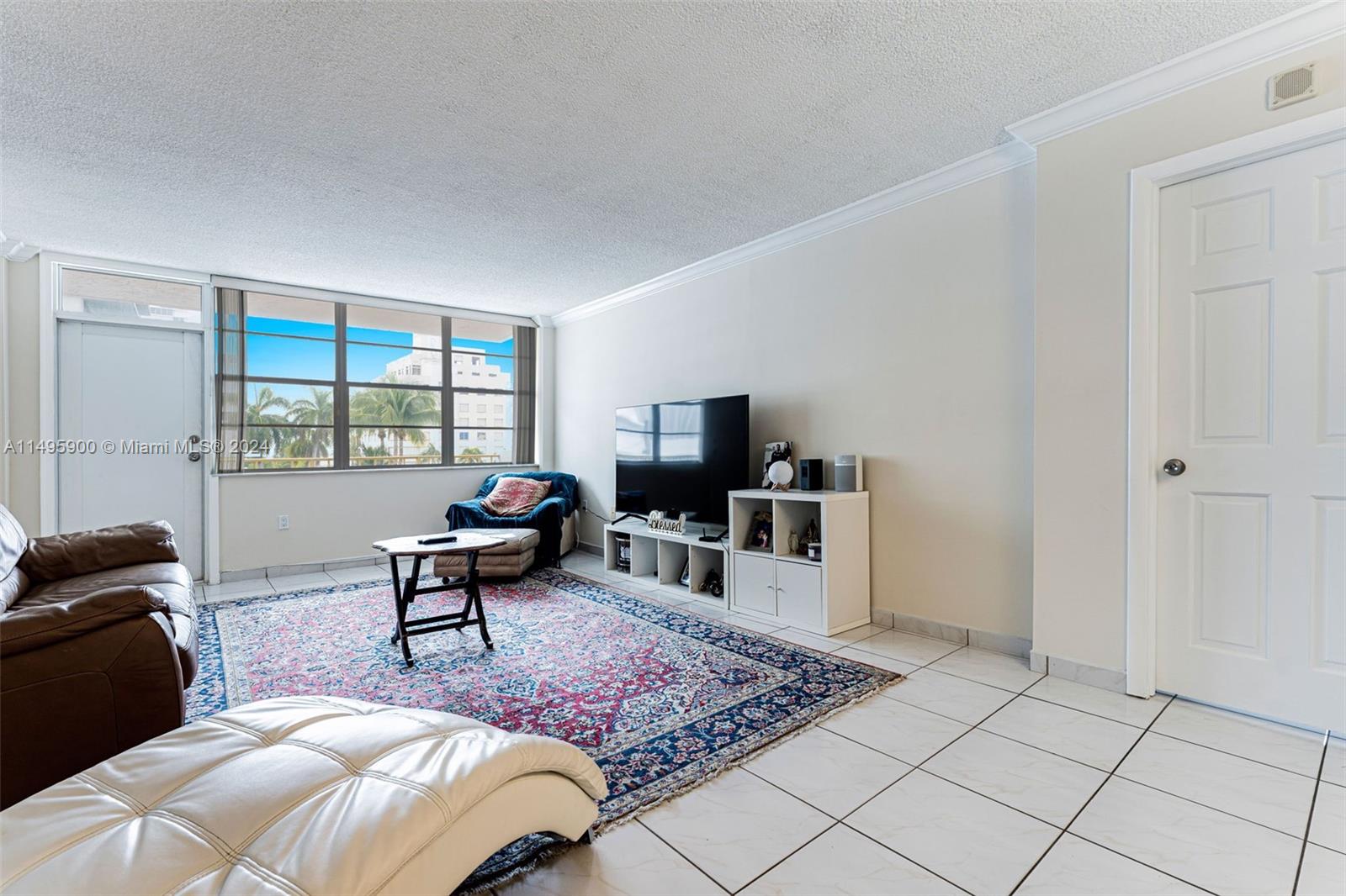 245 18th St Unit: 504