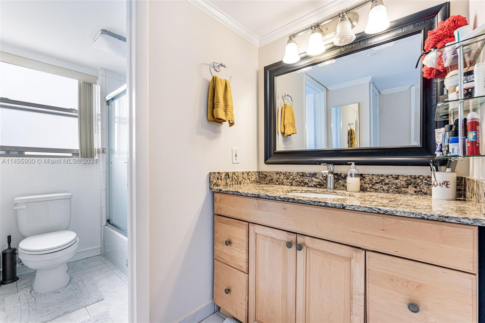 245 18th St Unit: 504