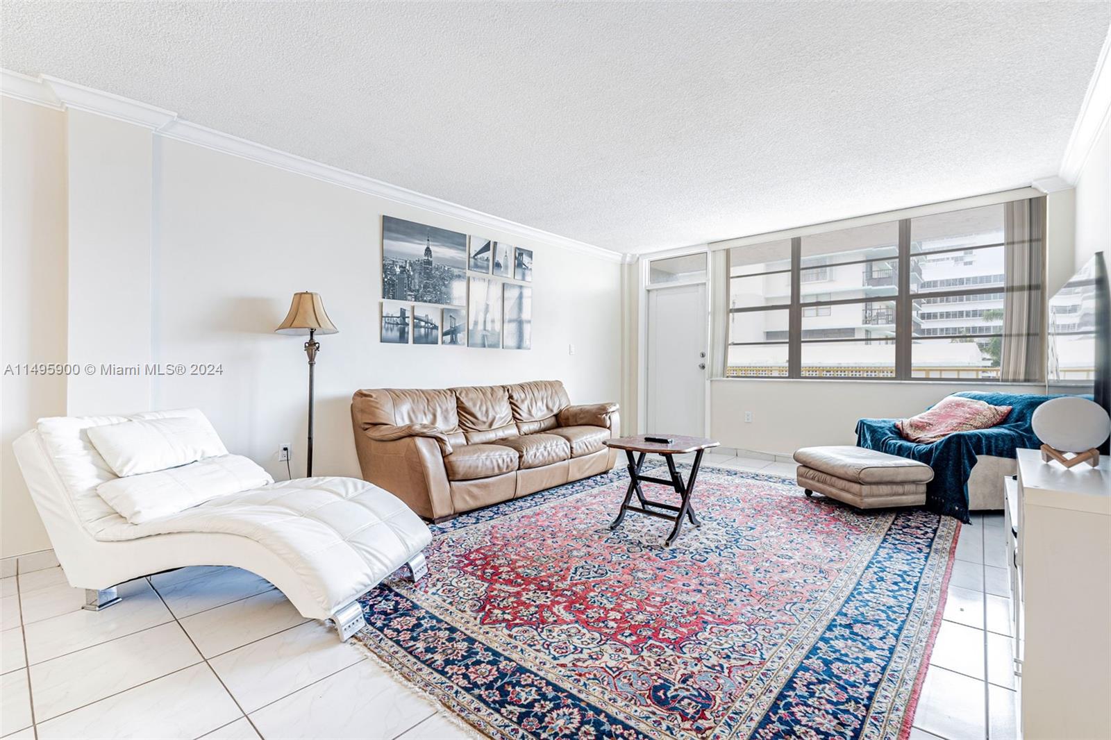 245 18th St Unit: 504