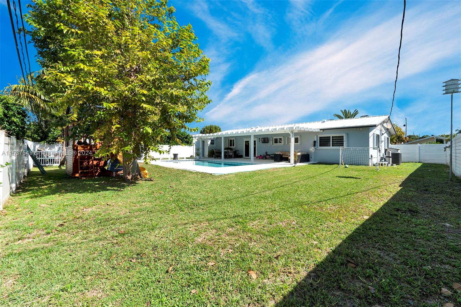 16540 SW 102nd Pl