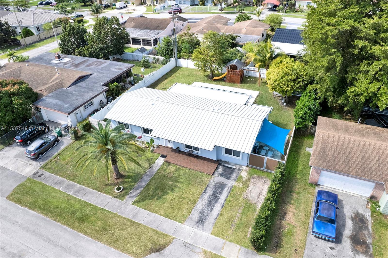 16540 SW 102nd Pl
