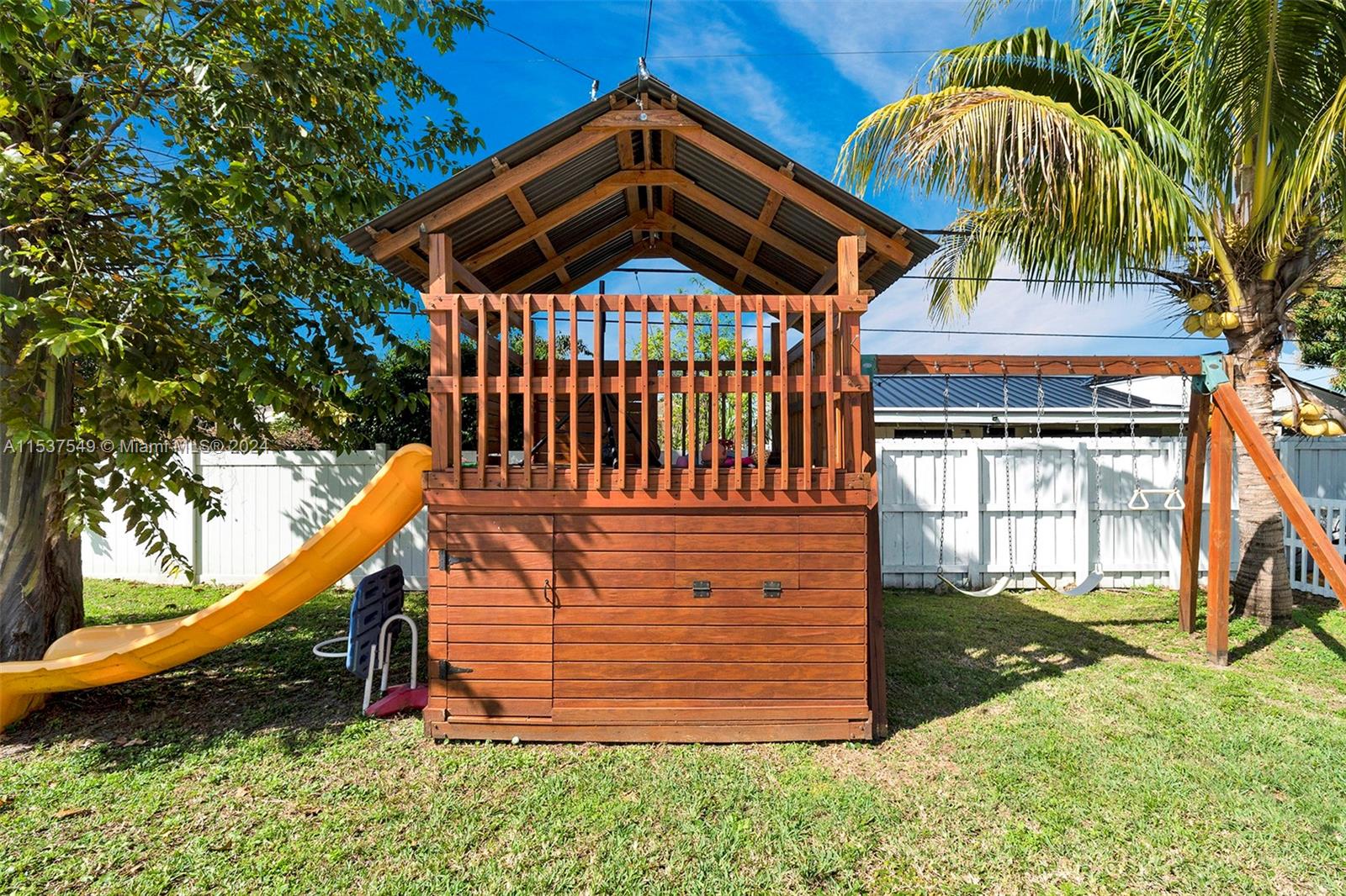 16540 SW 102nd Pl