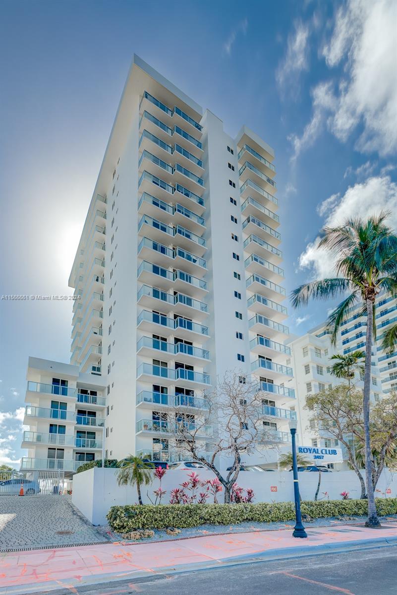 2457 Collins Ave # 407