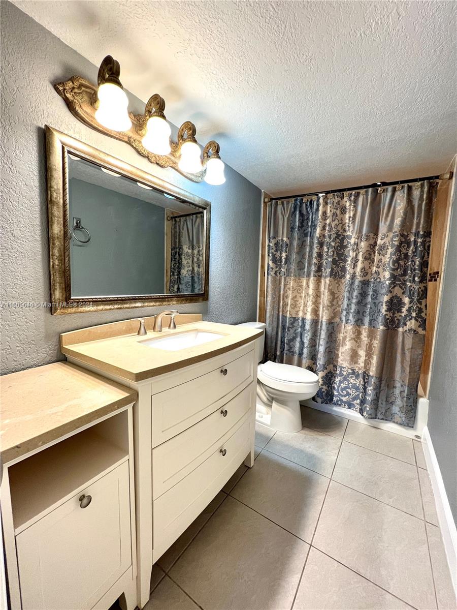 13707 Kendale Lakes Cir # 109