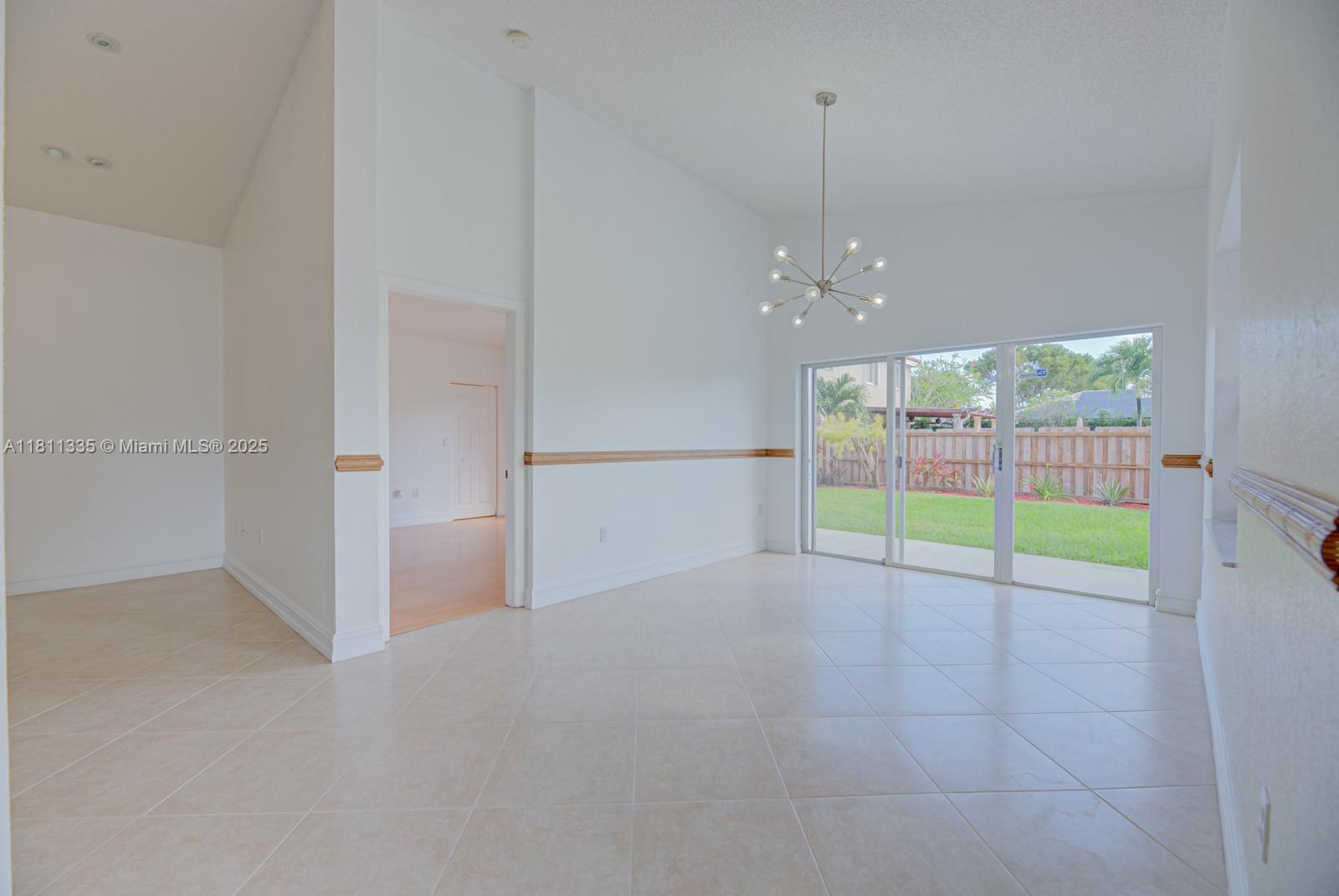 14133 SW 154th Pl Unit: .