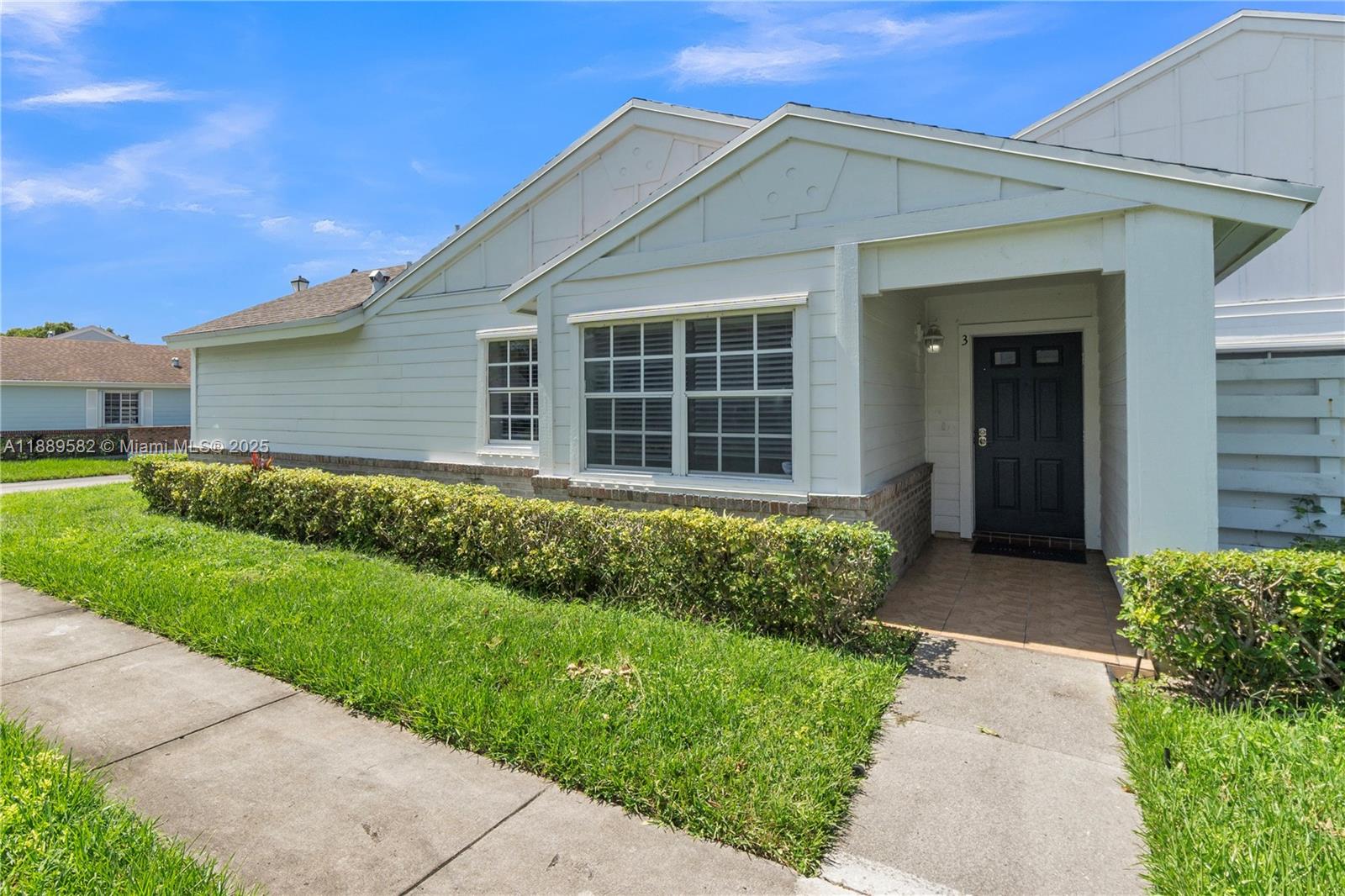 13737 SW 147th Cir Ln # 33 Unit: 3-33