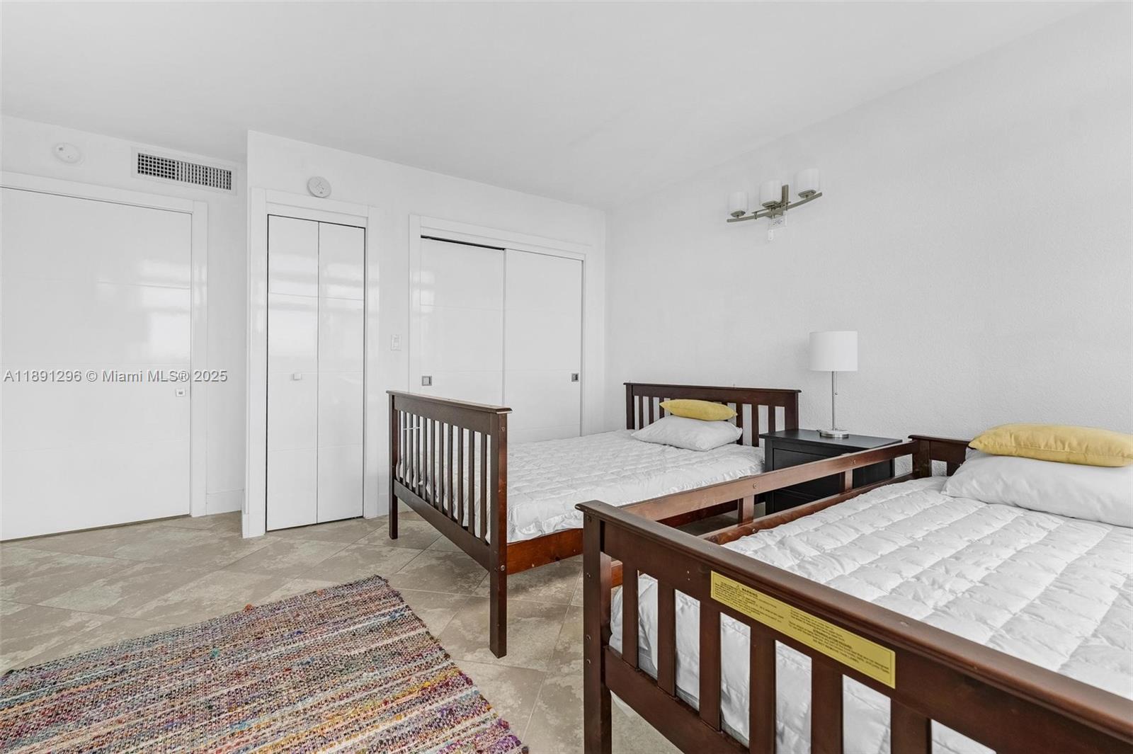 5838 Collins Ave # 11B