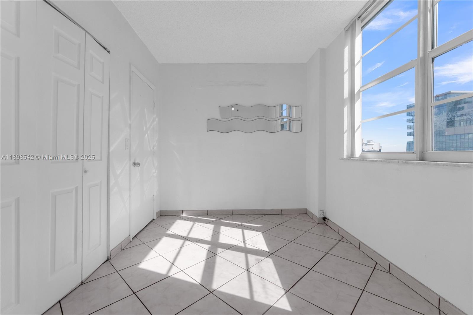 2829 Indian Creek Dr # 1110, Miami Beach Unit: 1110
