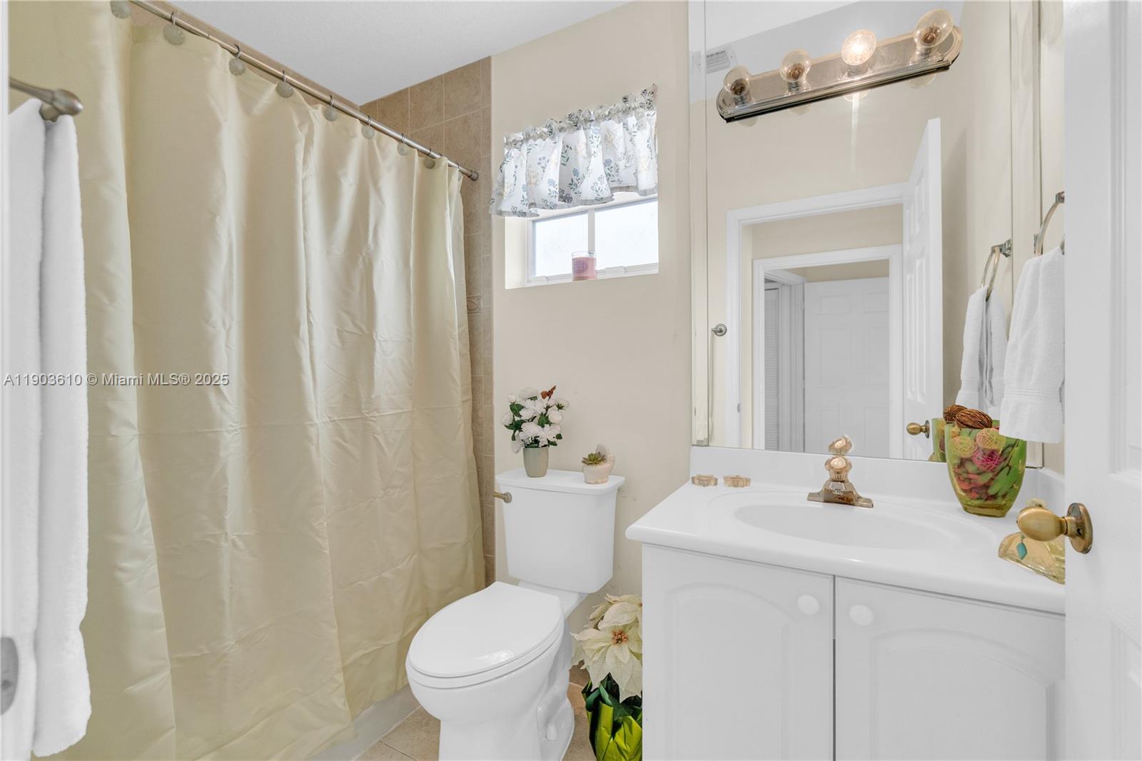 6682 SW 157th Ct, Miami