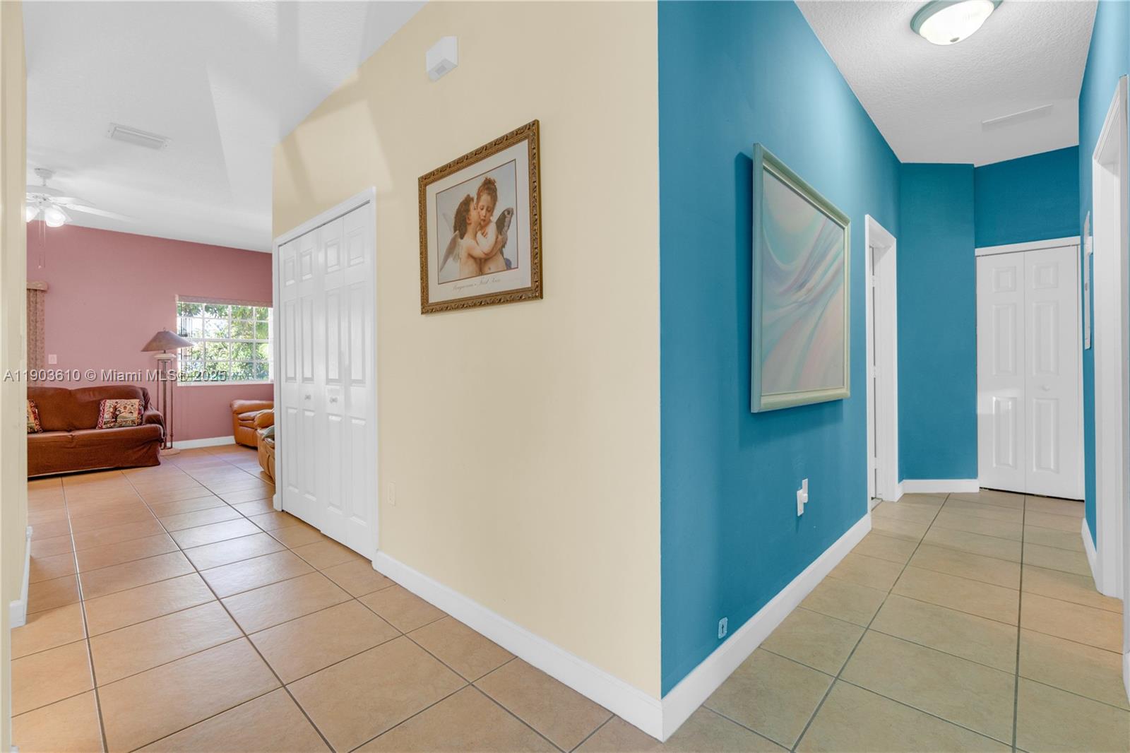 6682 SW 157th Ct, Miami