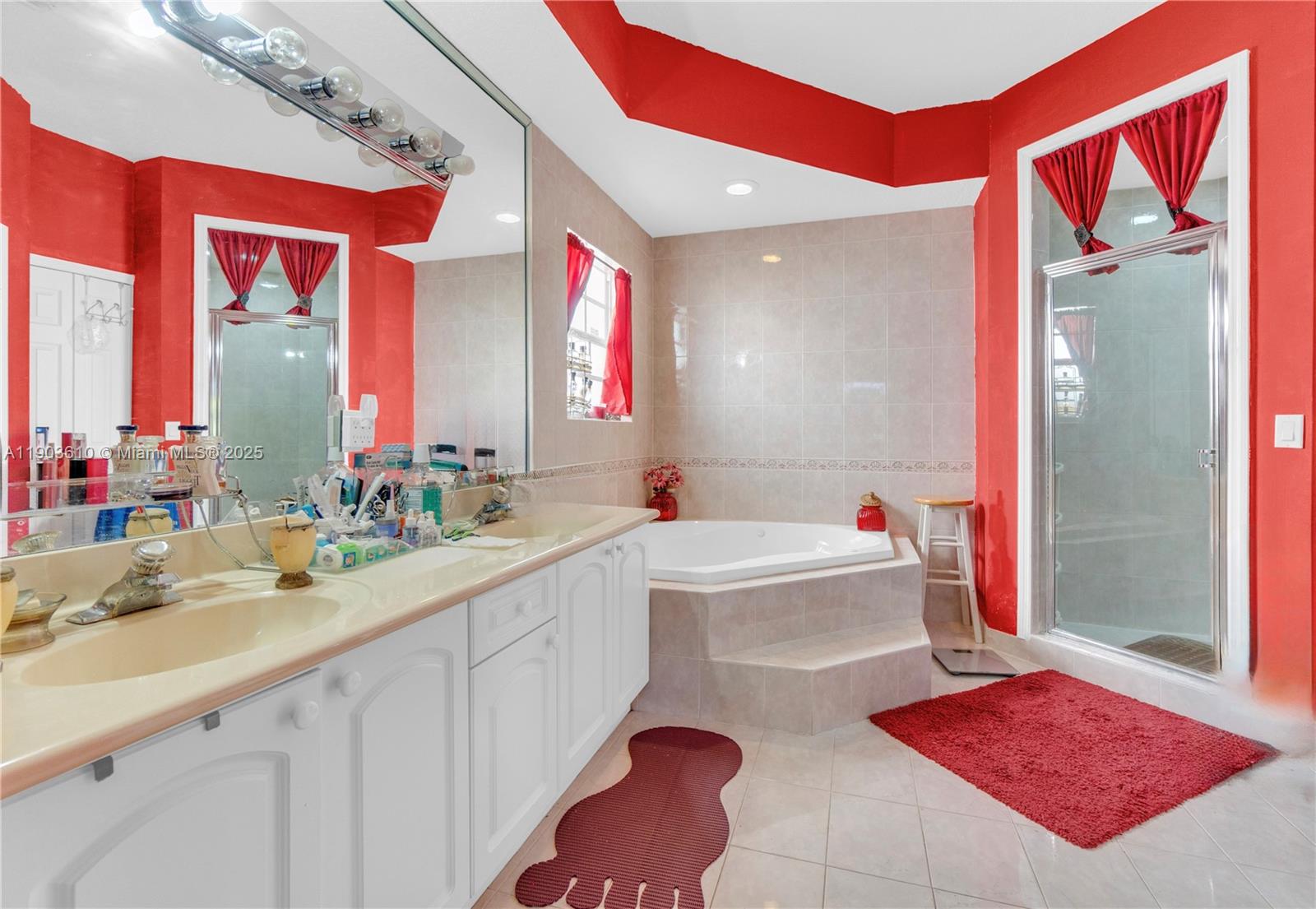 6682 SW 157th Ct, Miami