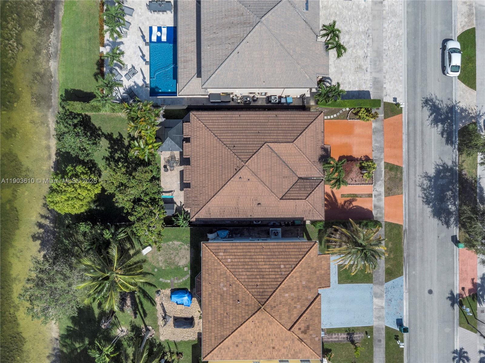 6682 SW 157th Ct, Miami