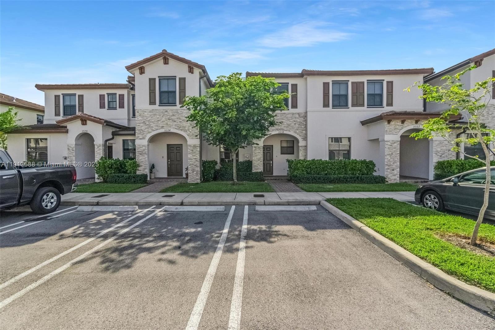 10158 SW 228th Ter # 10158