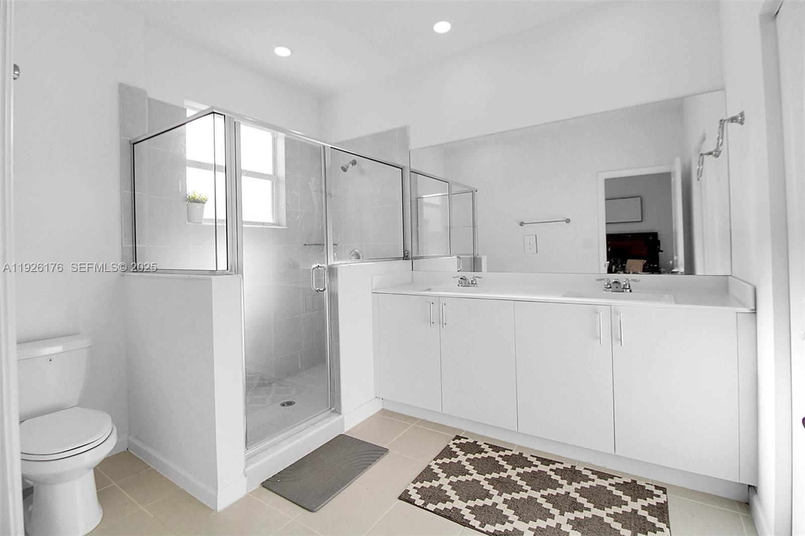 2873 SE 24th Ave # 1