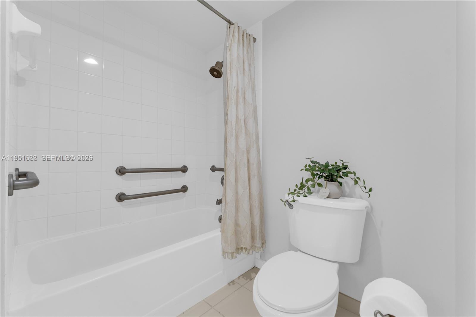 2400 E Preserve Way # 101