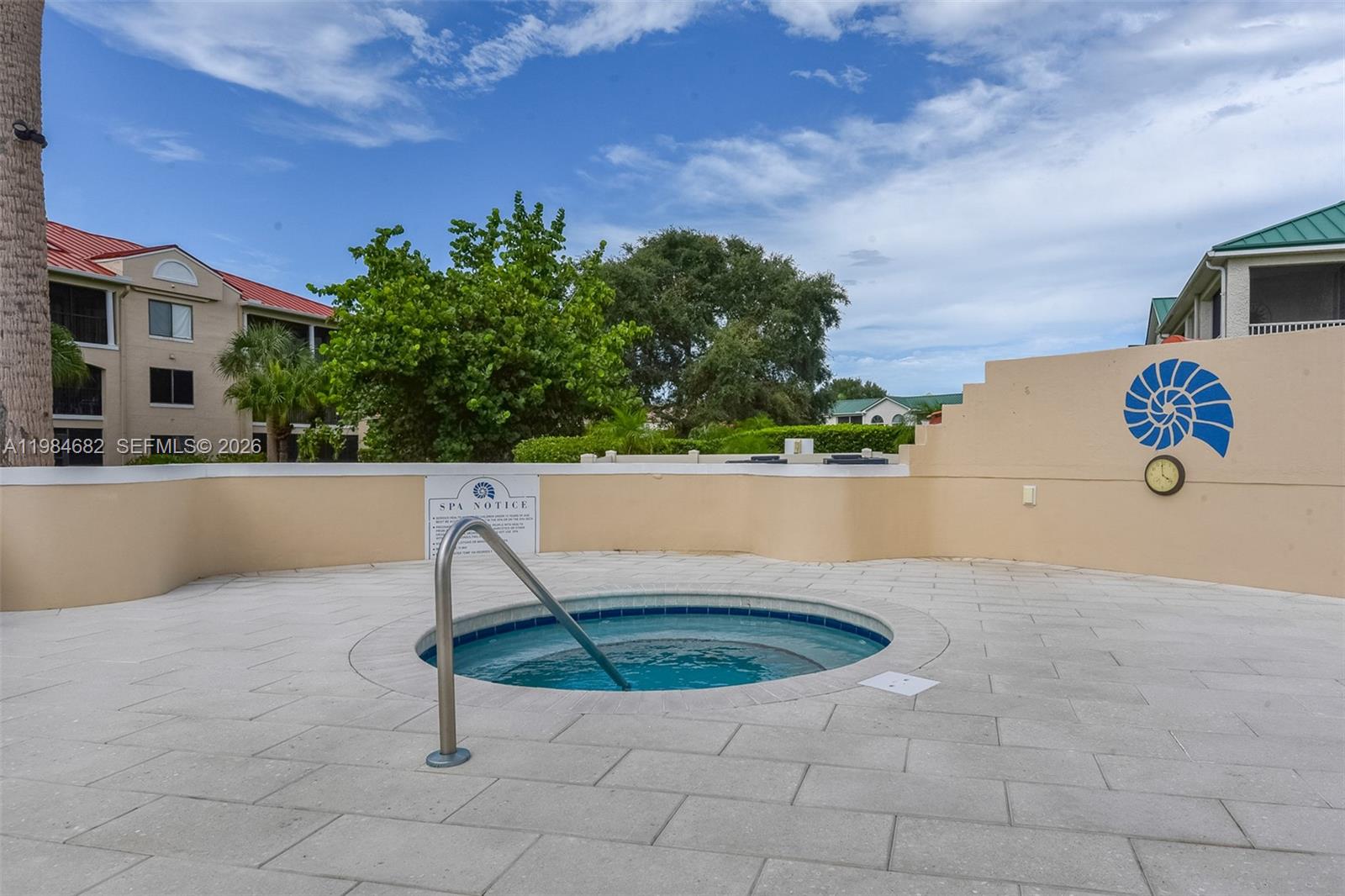 452 Bouchelle Drive # 303