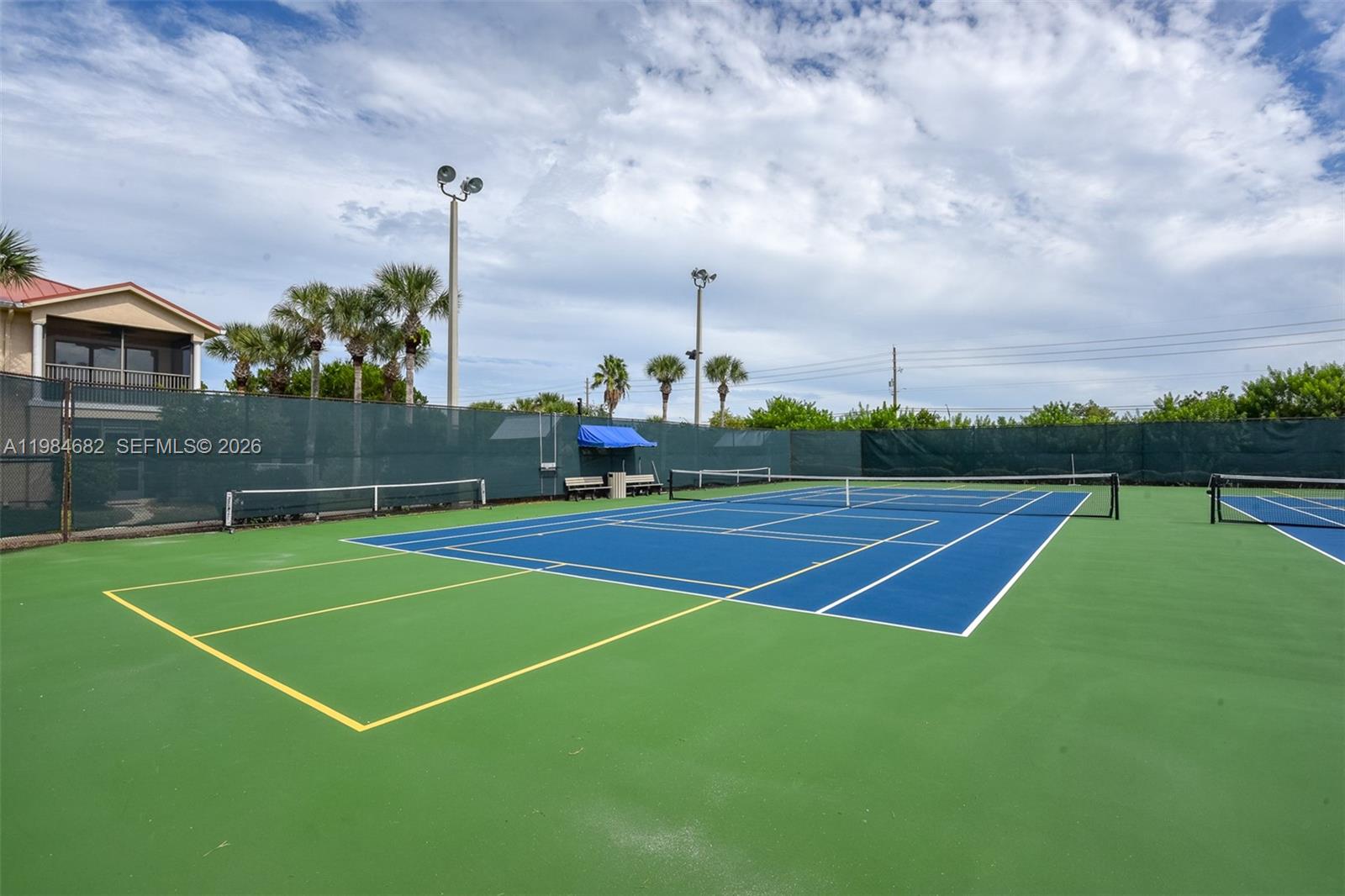 452 Bouchelle Drive # 303