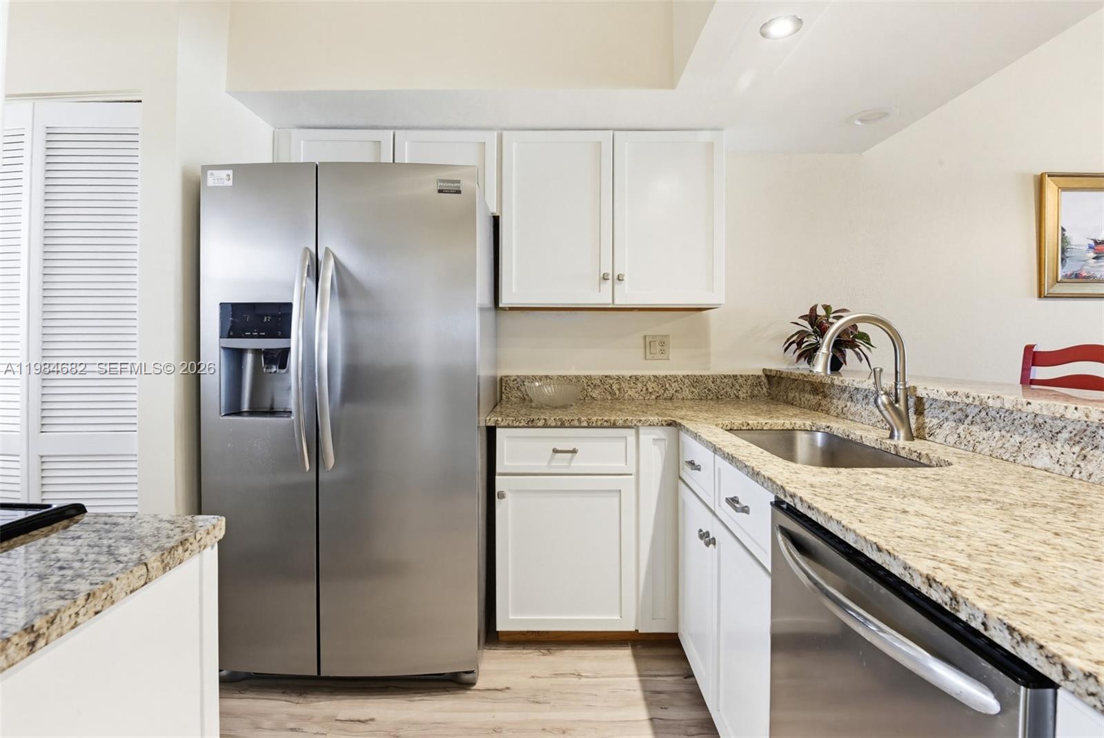 452 Bouchelle Drive # 303