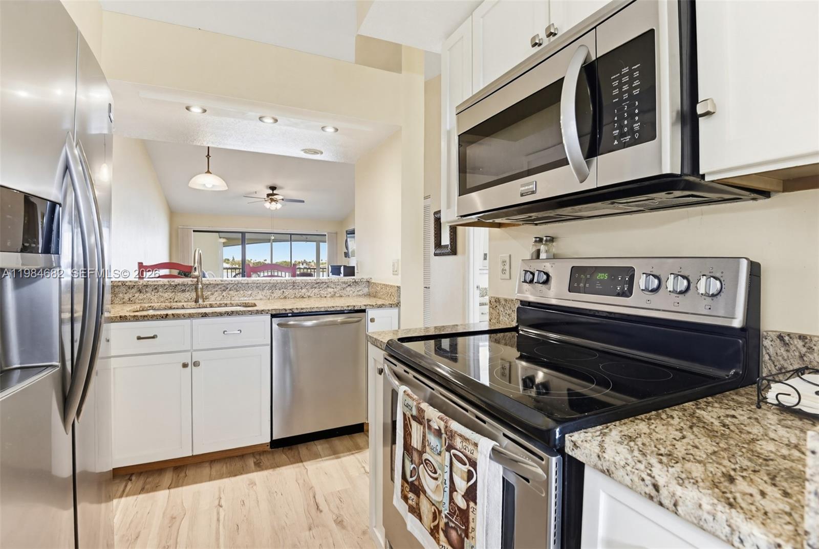 452 Bouchelle Drive # 303