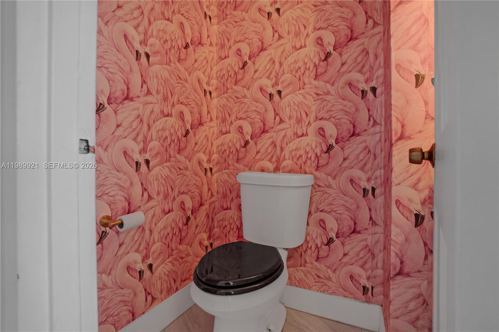 2899 Collins Ave # 847