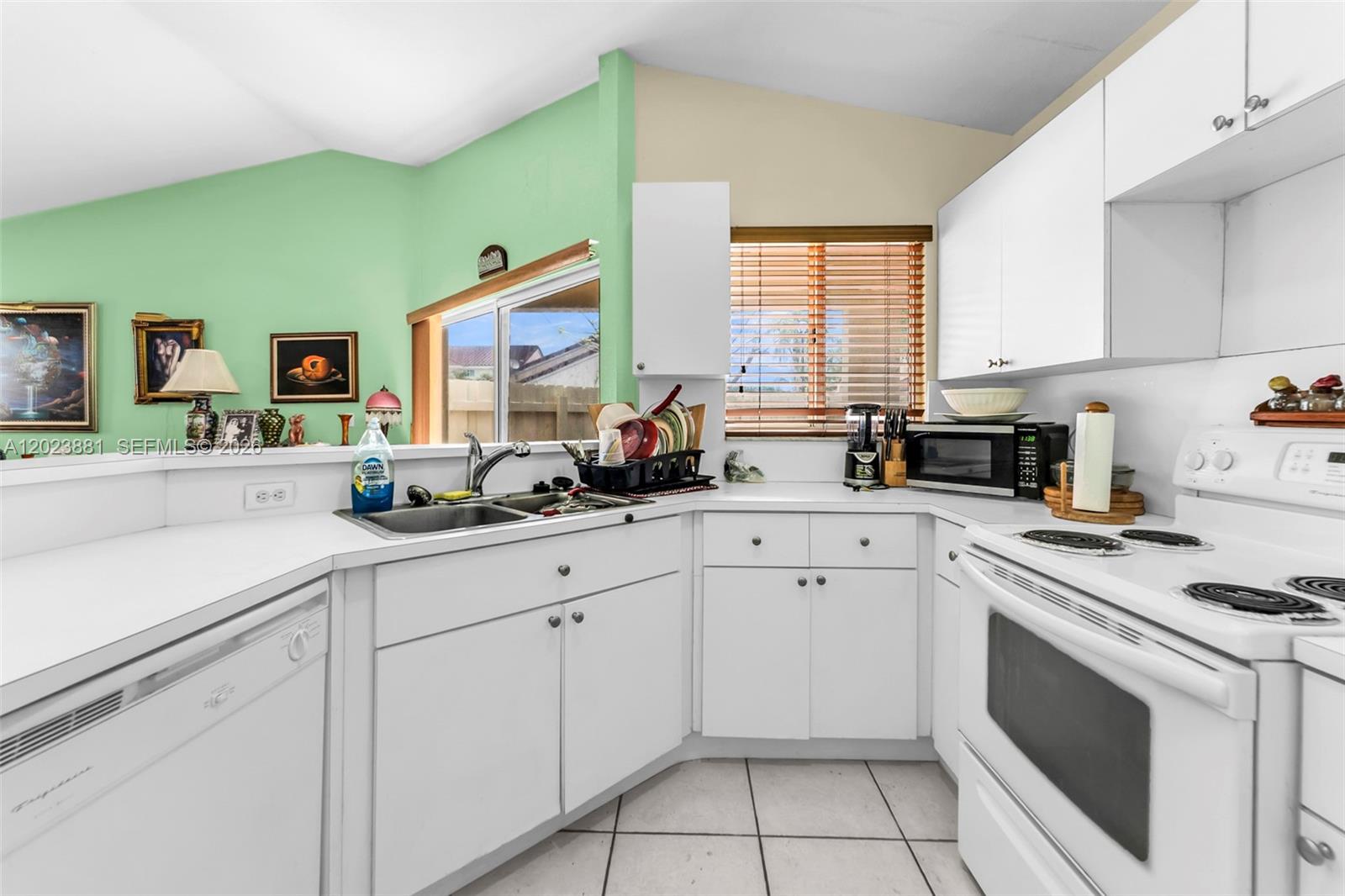 3400 San Remo Cir