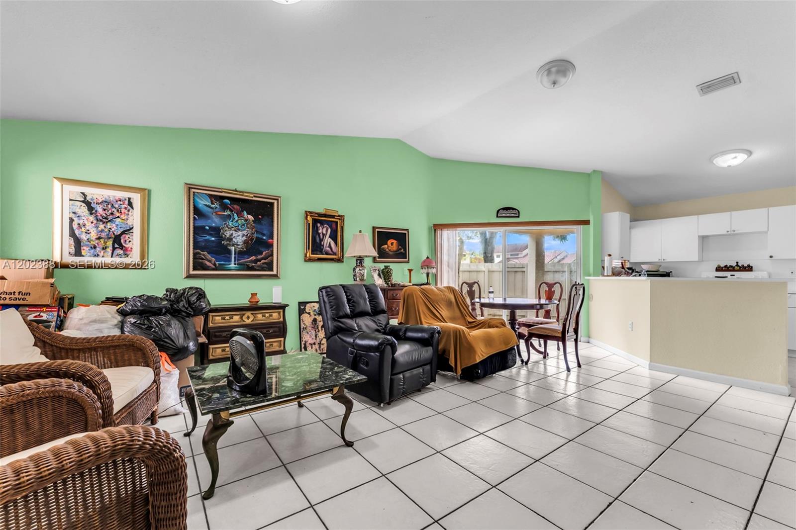 3400 San Remo Cir