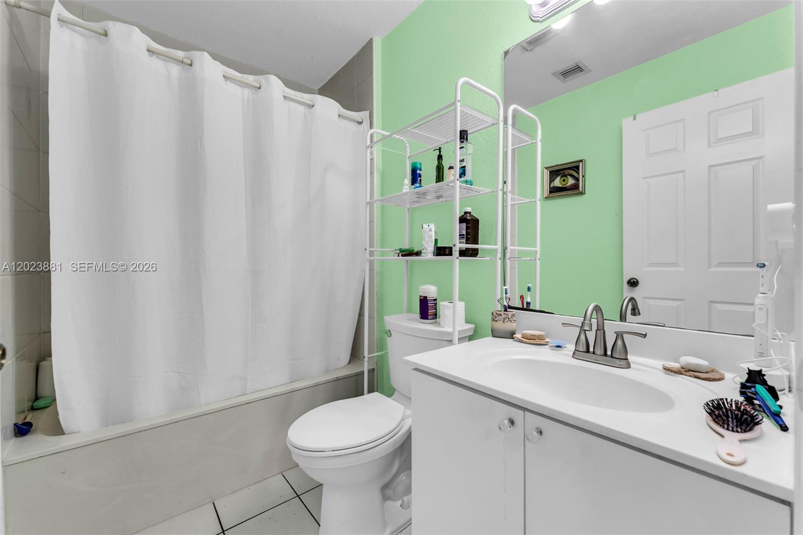 3400 San Remo Cir