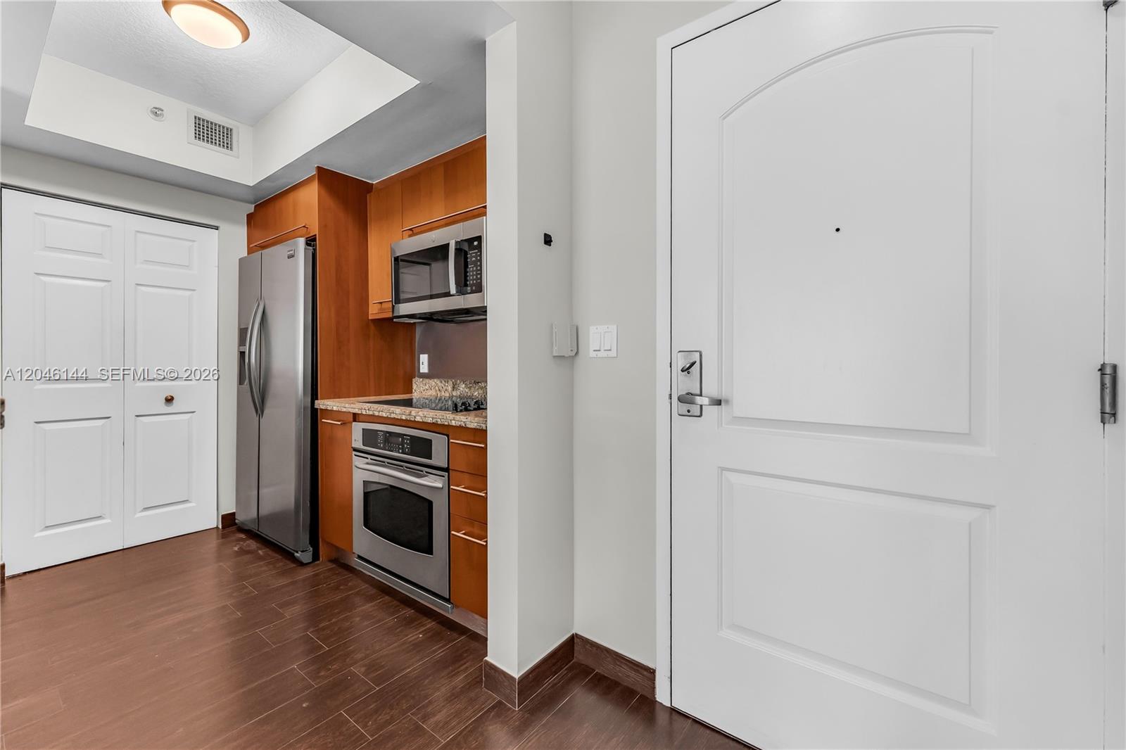 110 Washington Ave # 1506