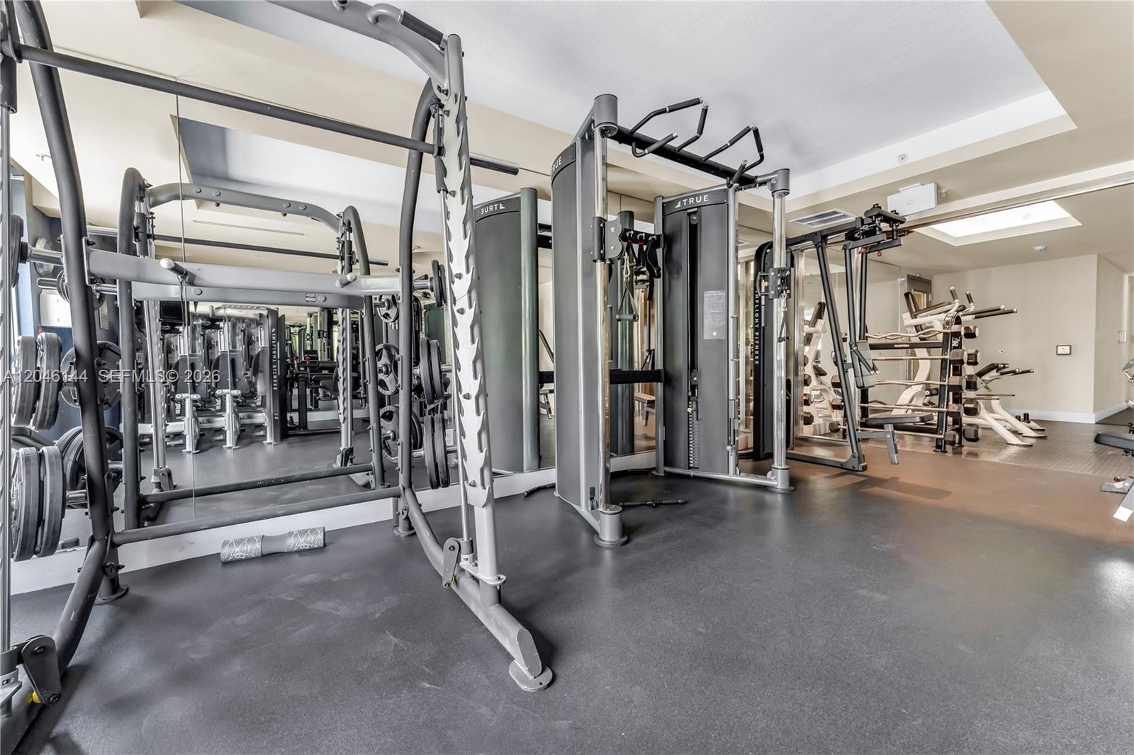 110 Washington Ave # 1506