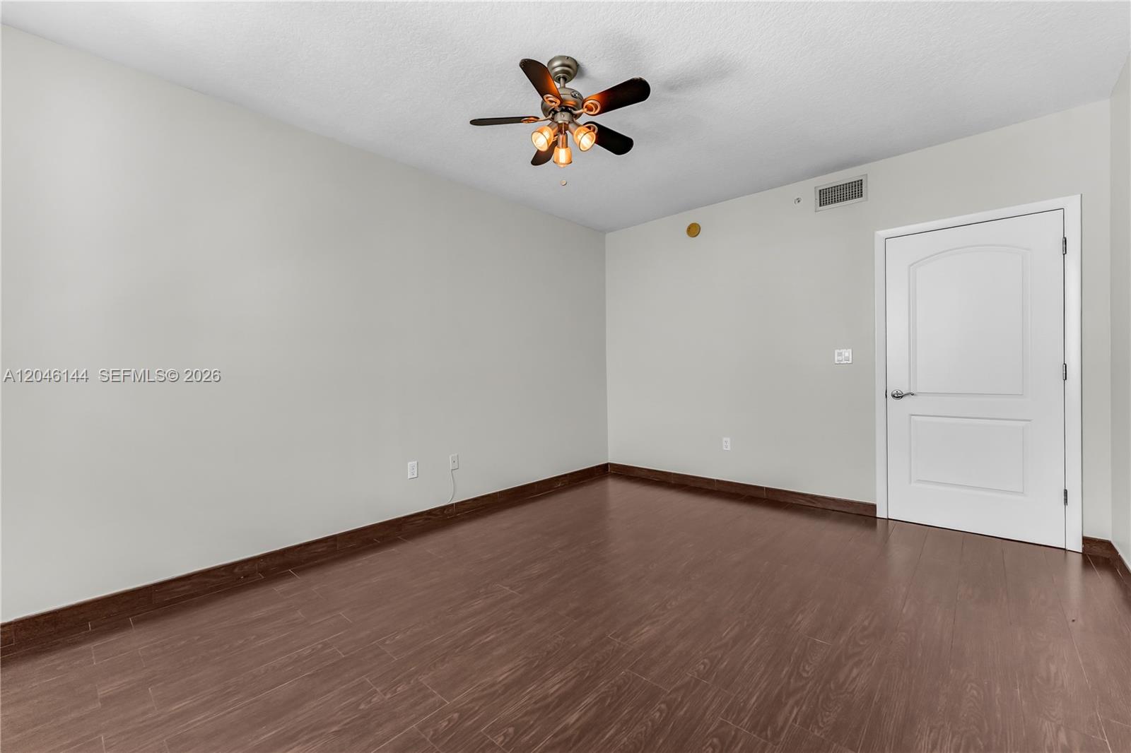 110 Washington Ave # 1506