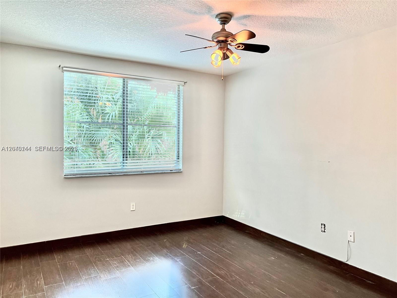 110 Washington Ave # 1506