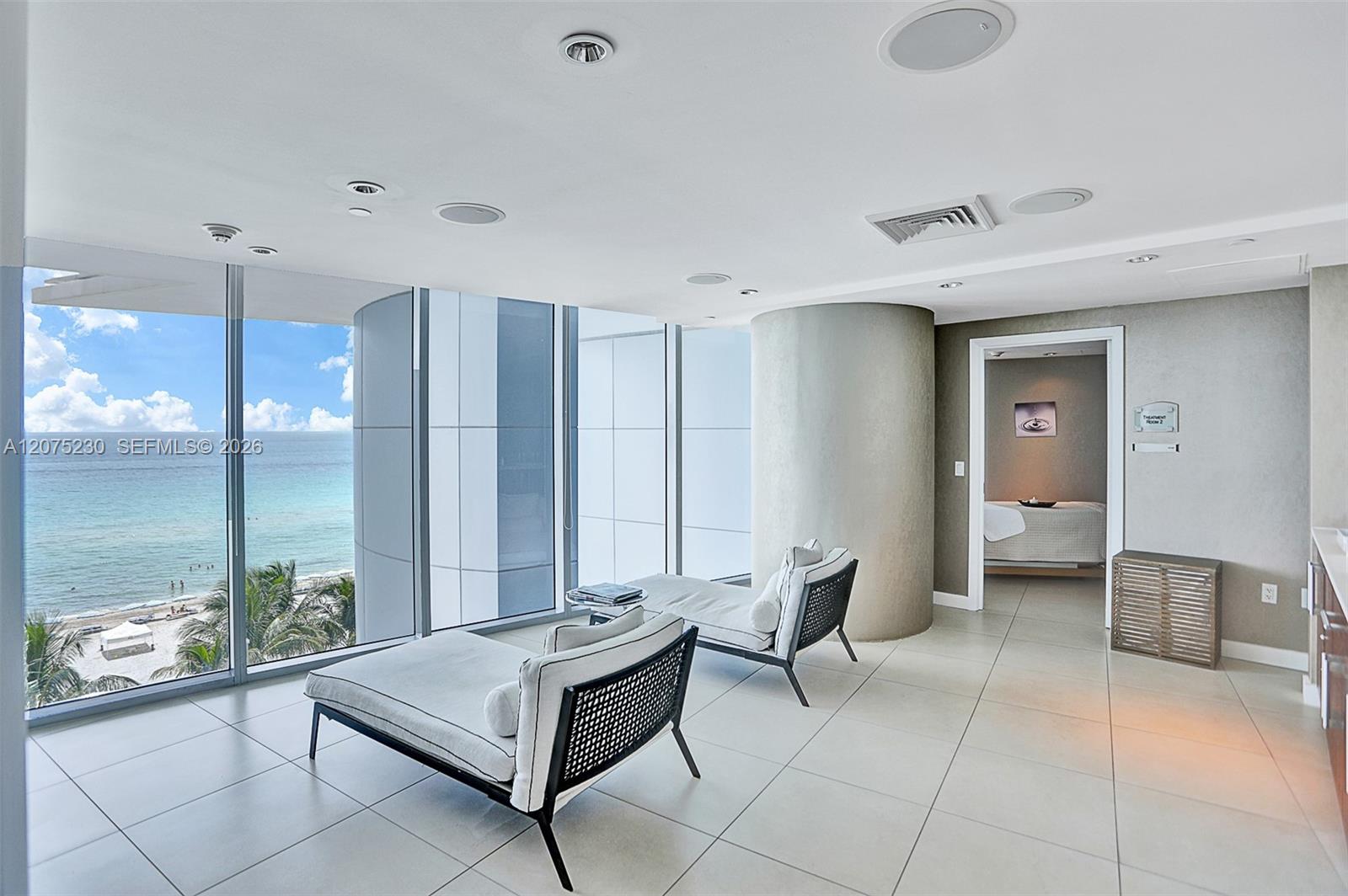 17001 Collins Ave # 4102