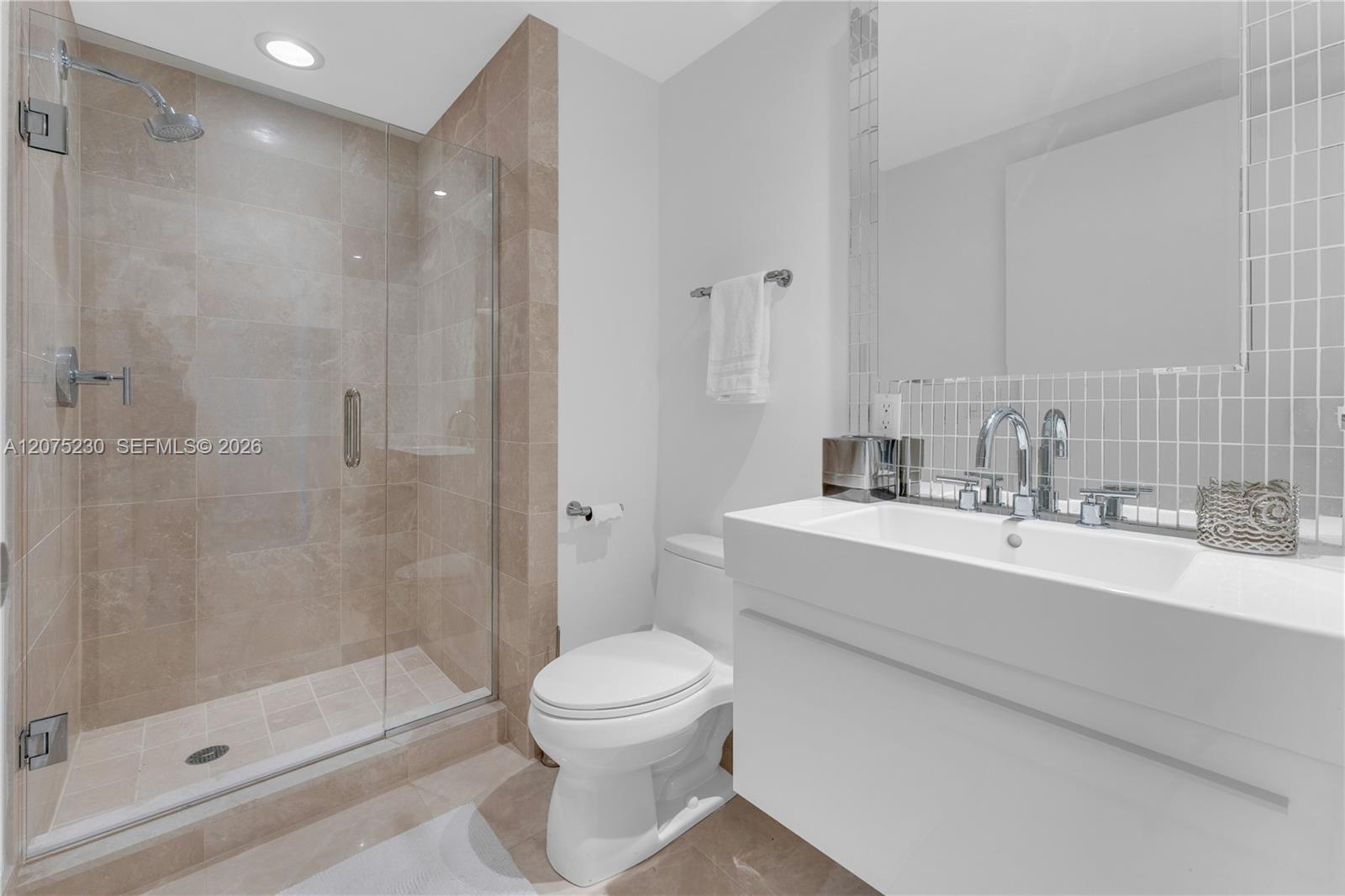 17001 Collins Ave # 4102