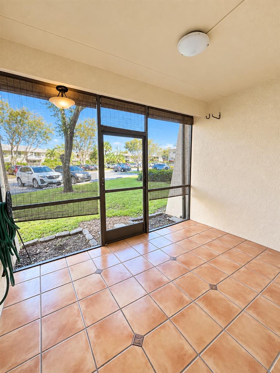 13707 Kendale Lakes Cir # 109