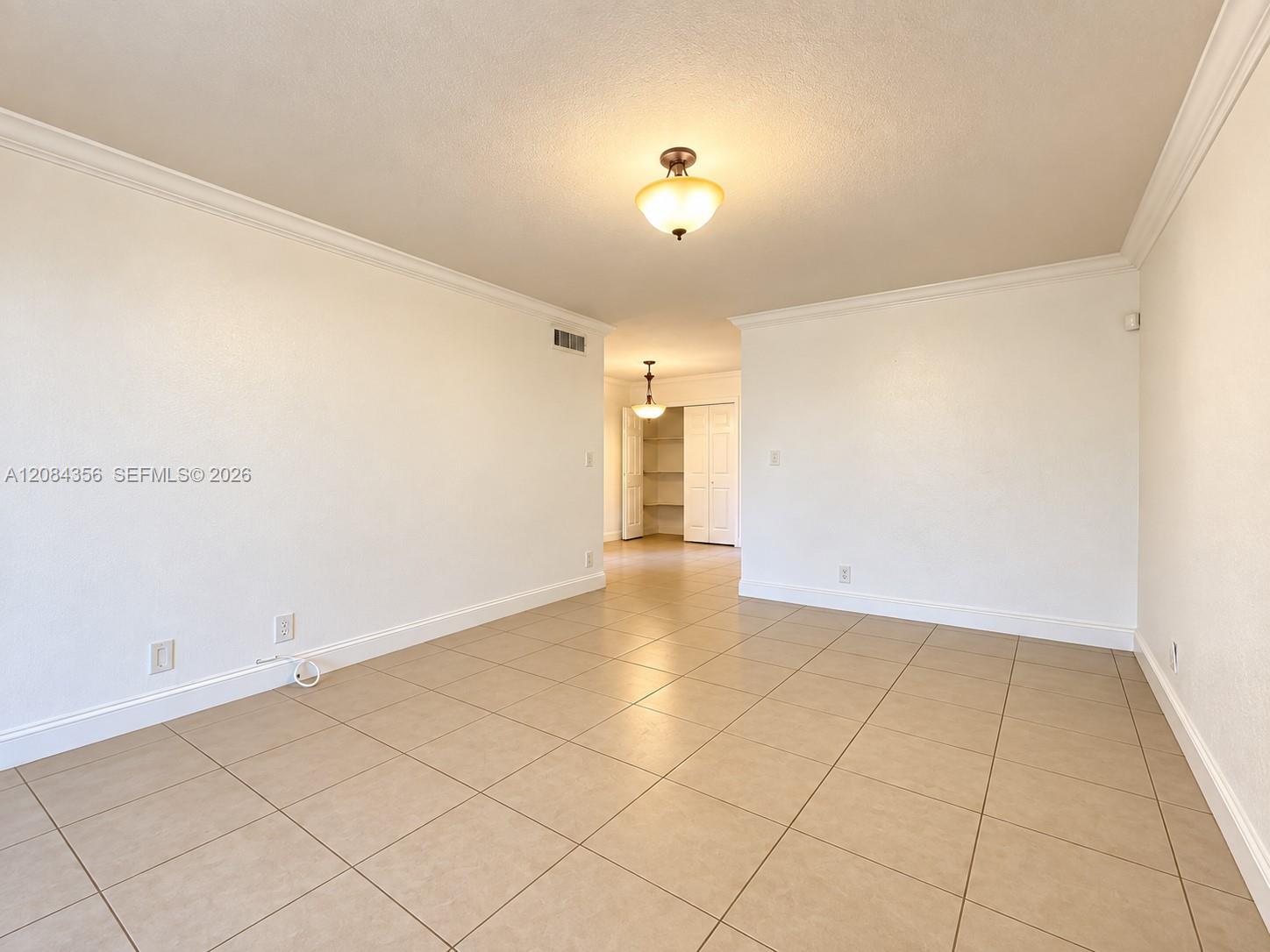 13707 Kendale Lakes Cir # 109