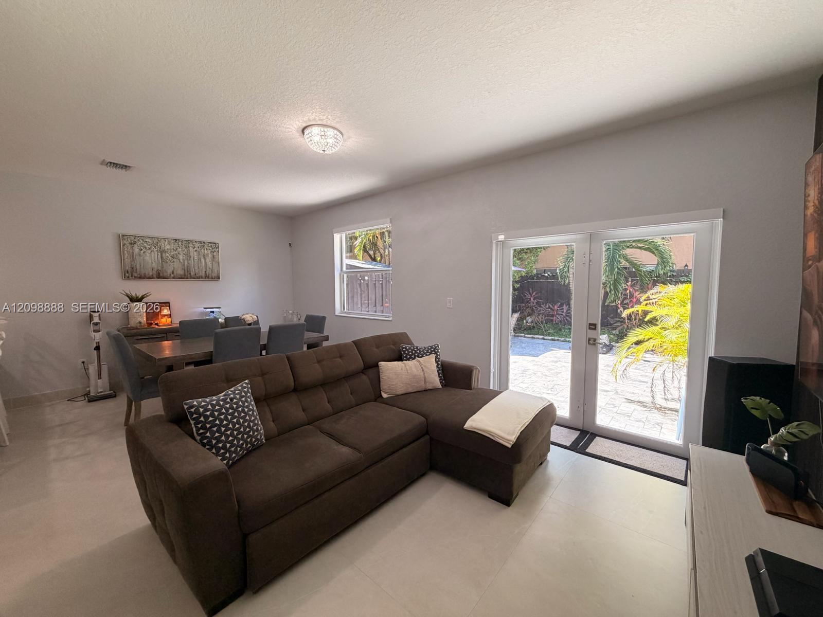 1324 SE 26th Ter # 1324