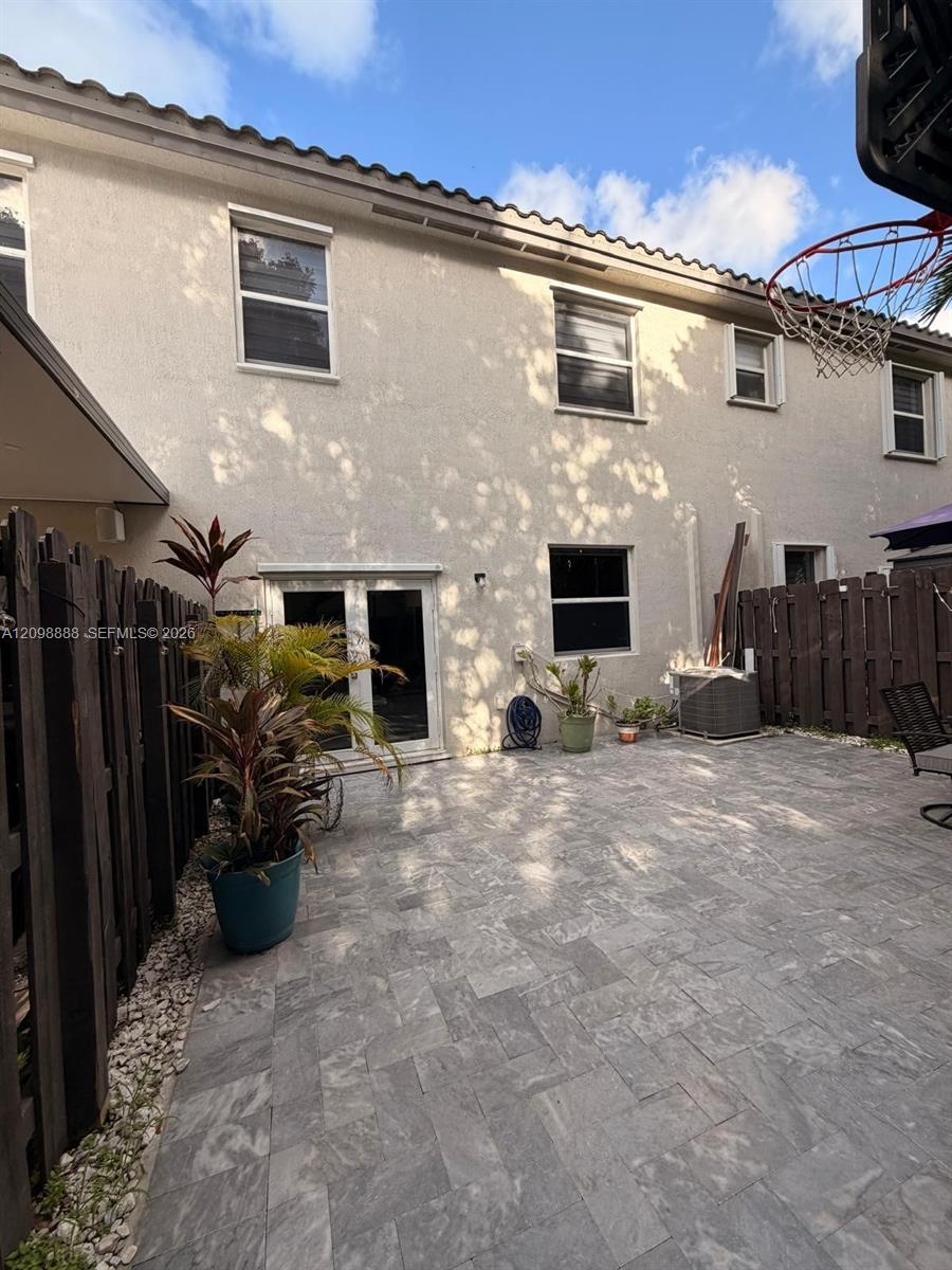 1324 SE 26th Ter # 1324