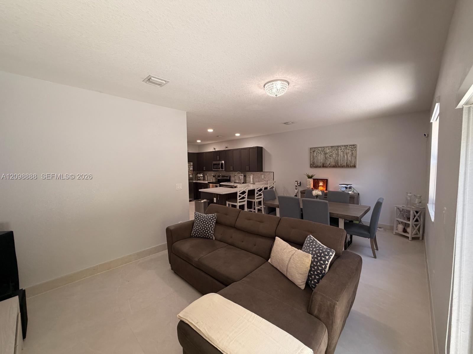 1324 SE 26th Ter # 1324