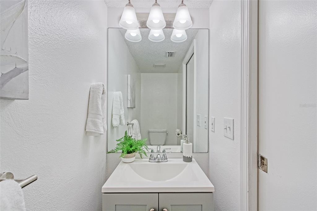 8725 CORAL DAWN CT