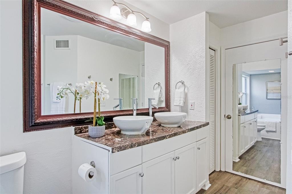 8725 CORAL DAWN CT