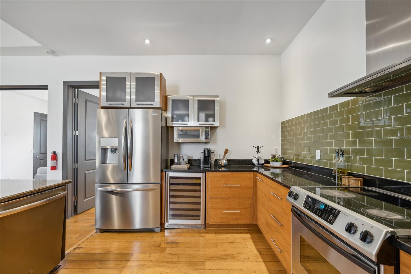409 4TH AVE SW
