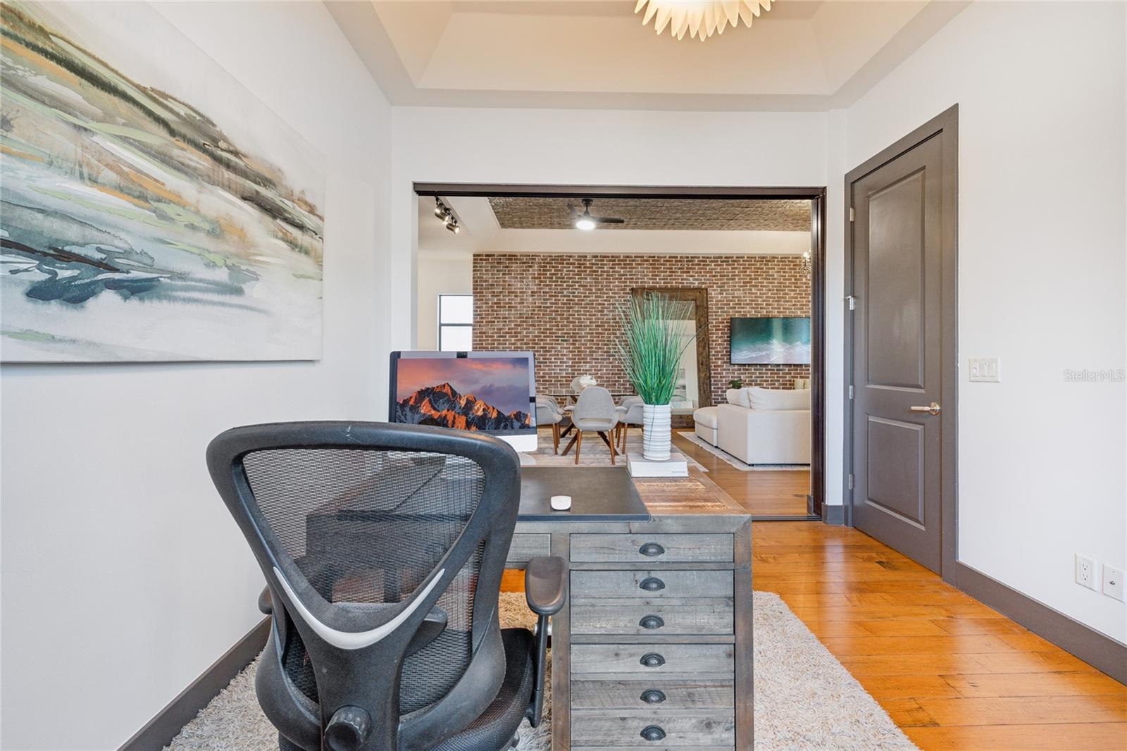 409 4TH AVE SW