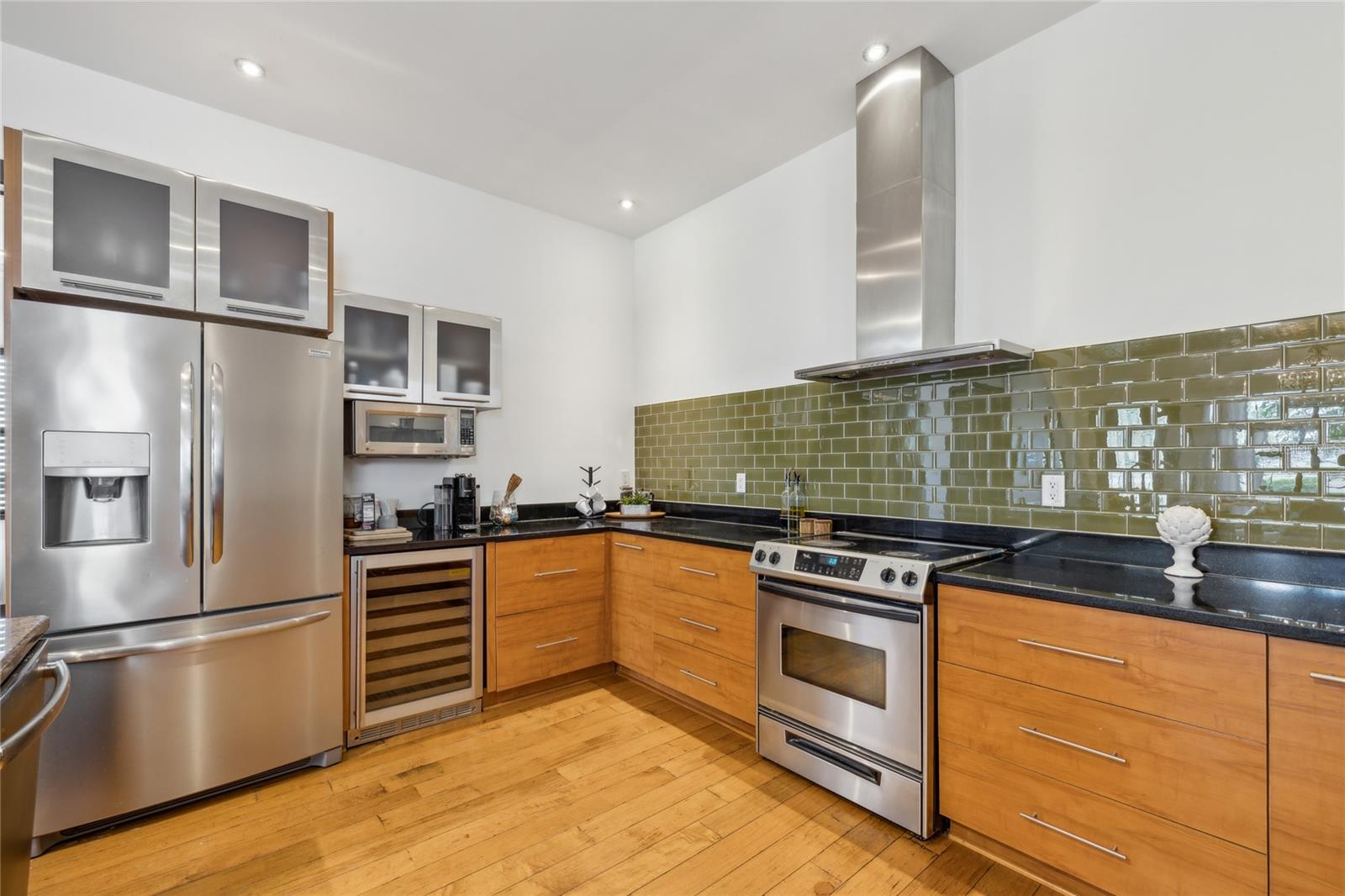 409 4TH AVE SW